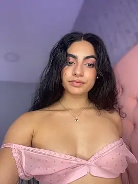 AlmaWhitmore - GET NAKED! 🤤
