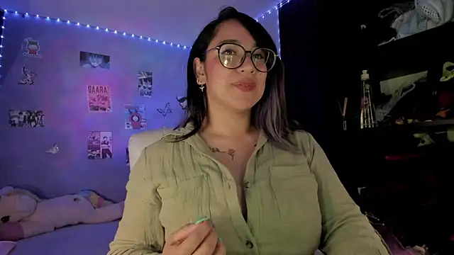 Julibella_sweet - show ass