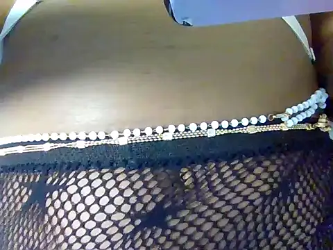 Missprettydoll - show nipples