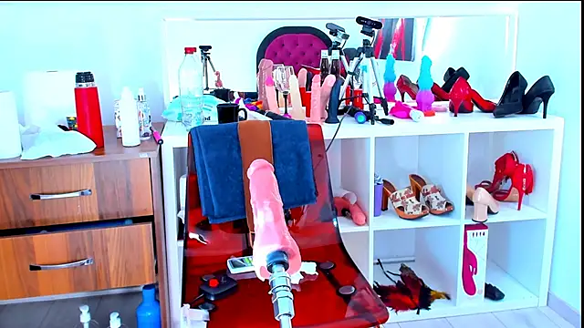 KarlaHartley - Make you Queen orgasm