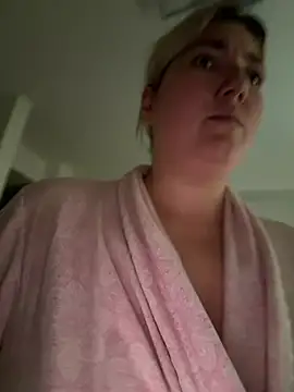 LauraStarr - Naked Boobs 30 sec