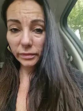 Milflovelyxxx - Drive me creazy with your touch