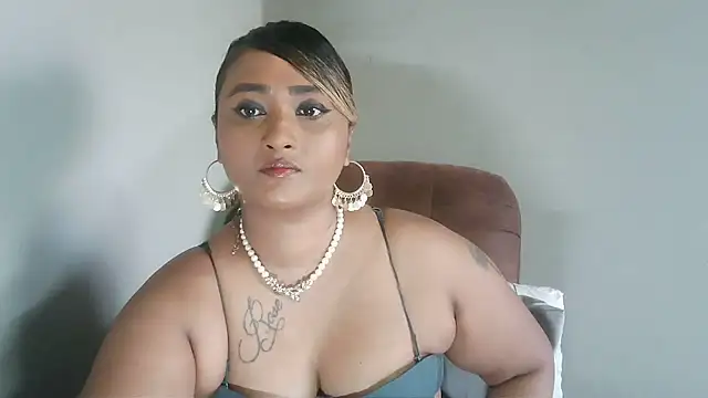 Indianbeautymilf003 - Flash Ass