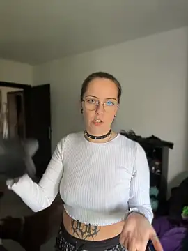 MaryPeach666 - Boobs out 5min 🍒
