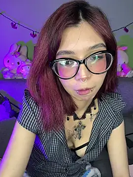Nana-Komatsu - 🍒👻SPANK TITS👻🍒