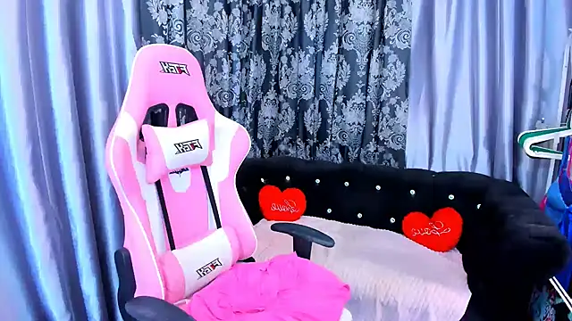 KamilaFoxy - BIG SQUIRT
