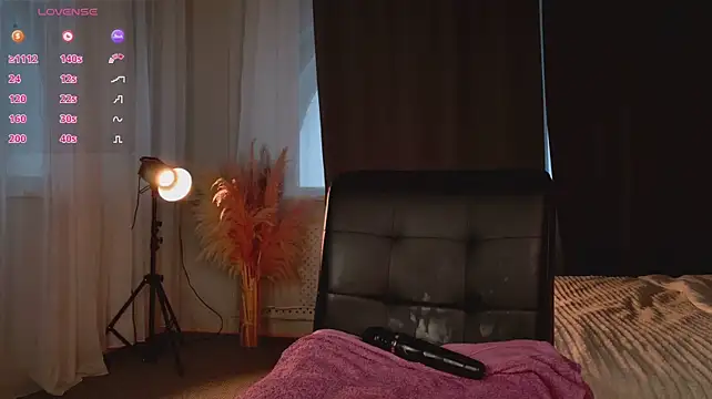 Kindfocus - HARD LVL: 2 DILDO + DOMI ON CLIT