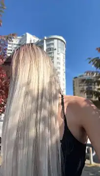 KikiWatson - Show naked ass in public 😍🔞