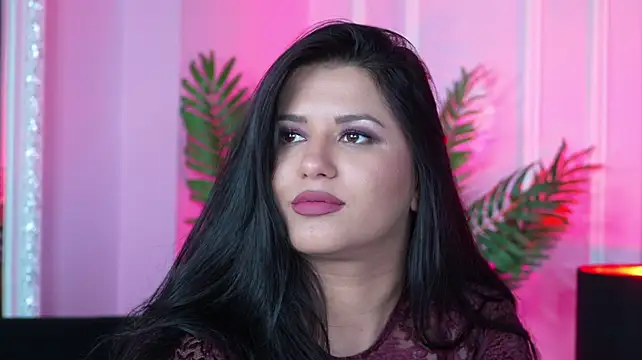 EssenaMonroe - Last tipper gets 5 min lush control