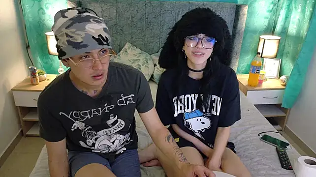 Melany_n_Oliver - spank ass x10