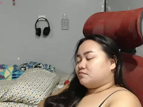 BubbleButtPinay