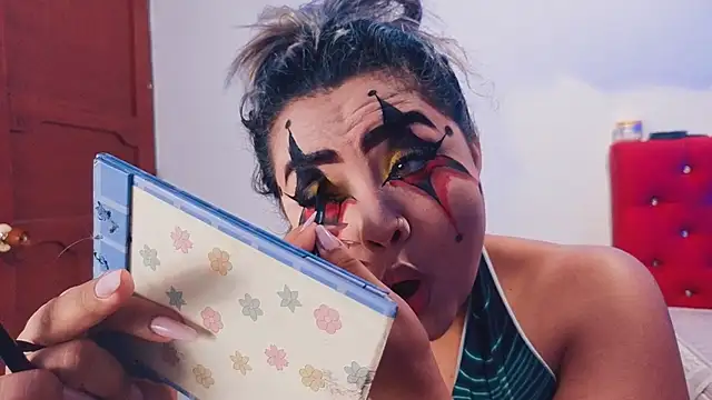 Agatha_humidity - Defruct my makeup with a lot of saliva