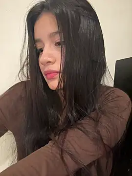 Indialatin - FUCK ME WITH DOMI AND EXPLODE MY PUSSY💣