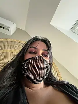 Queen-chamss - Tweerk ass on your face + 5 slaps 👋