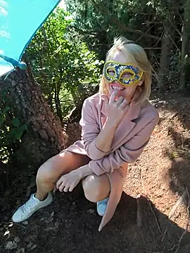 HotWife_VR - 🤗 Public squirt 💦💦