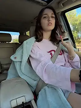 DollyTall - PUT FINGER IN MY WET PUSSY DURING DRIVIN