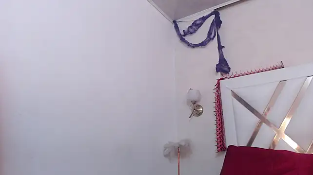 Sky_Collins_ - twerking and showing off ones ass