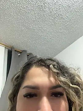 Sara_smiiith211 - Wet my pussy, my love.