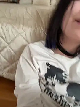 YourLittleDevil - A big squirt to start the day off right