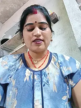 Hot_kamla