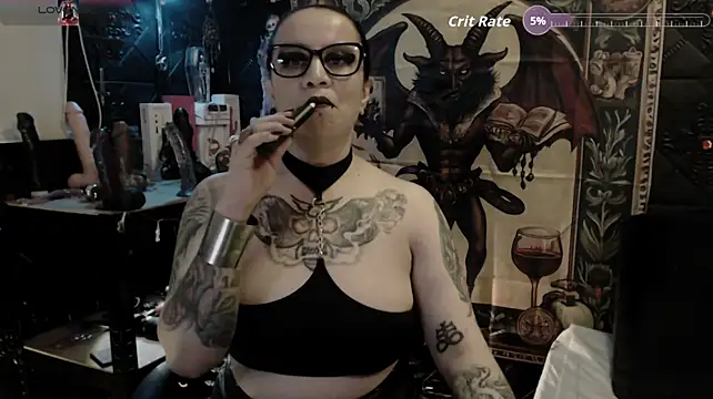 Evil_Queen_666 - 𖤐Put me horny/f fuck me hard/ squirt𖤐