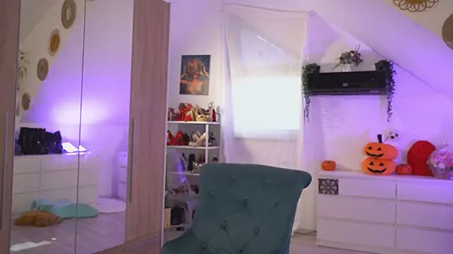 Amaliamour - Naked is always better