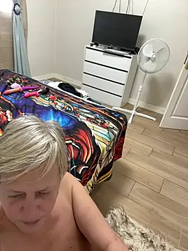VyC7564 - 5 video plug. Anal