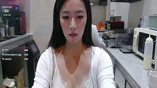 2026wq - 众筹交房租