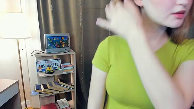 FredaWaterfall - Show my Cute Tongue