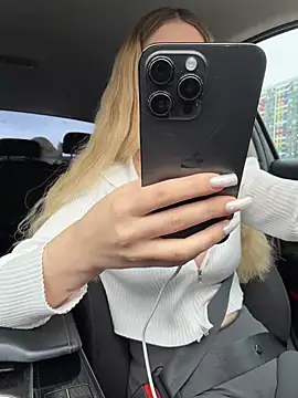 Love_Bri - Make my pussy very good