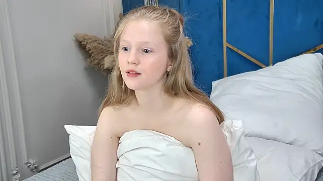 LilianHowards - sexy dance and tease with ass in stockin