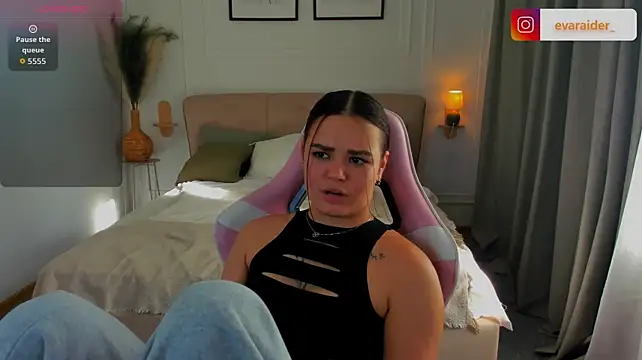 EvaRaider - kneads with two members with semen