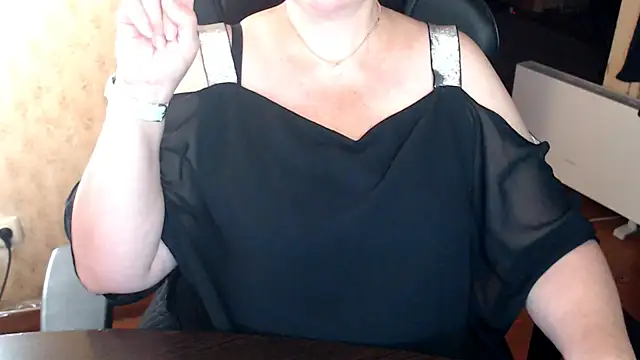 AlisaHot55