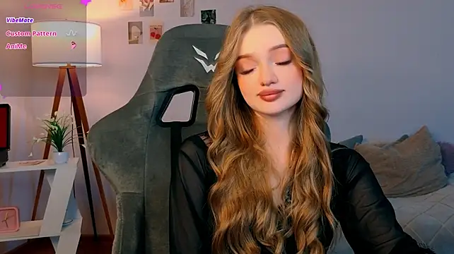 Yourflowerqueen - Bend over on chair