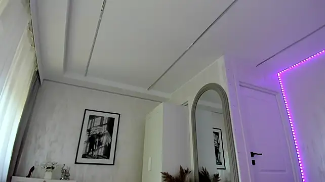 Ilariea_girl - Doggy style naked+butt plug