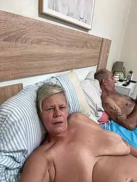 VyC7564 - 5 video plug. Anal