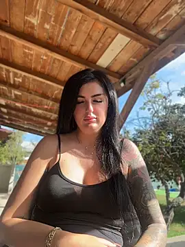 Melaniexhottie - :devil: Make her wet :devil:
