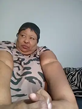 Nancy111 - Make Me cum and squit in my toy