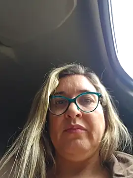 BellaFortuneGaucha - Peitos no carro janela aberta