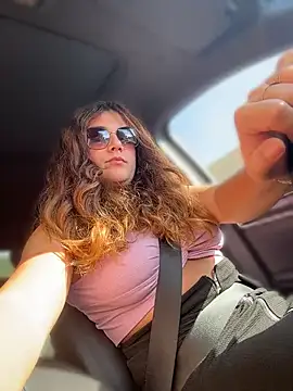 DaisyVibesss - 🌹Wet pussy?!