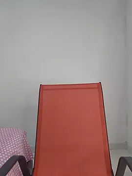 MMia_18 - pinch my nipples