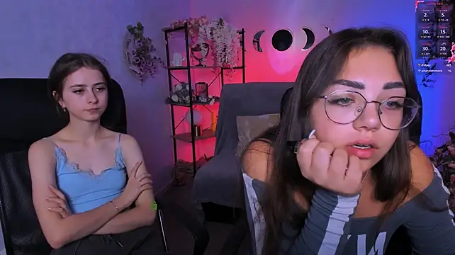 Kiki_swan - slap ass 5 times