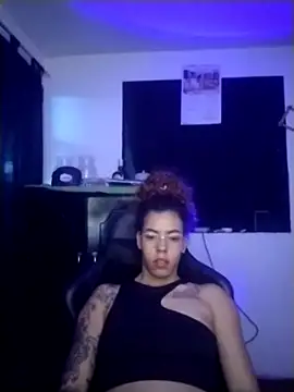 Pamelamiler__ - Show tits-tweezer