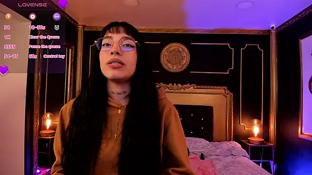 EmaLittle - saliva show on tits🍒💦