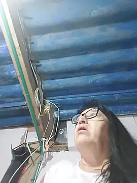 Clarita_01 - Mostrar culo abierto 🥰🥰🥰