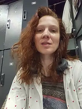Exhibitionsplit - MAKE me CUM RUNNING ♤SQUIRT
