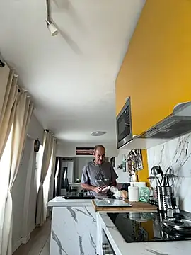 VyC7564 - 5 video plug. Anal
