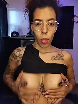 Pamelamiler__ - Show tits-tweezer