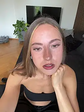 Gymgirllaura - LT Toy Control 5 min