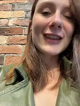 Dina_Tease - PINCH NIPPLES next 2 MEN in CAFE?